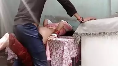 Newly married couple’s full romantic sex video in Hindi, hard fuck, chude wali girl, Indian porn sex, DESISLIMGIRL XVIDEO