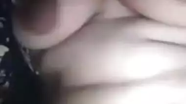 Today Exclusive- Horny Desi Girl Showing Hr Boobs And Fingering On Video Call Part 1