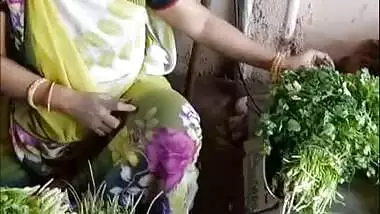 Sexy Indian Vegetable Vendor Spy