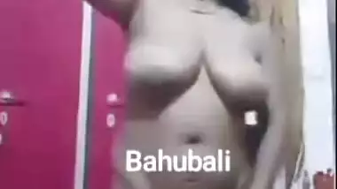 Desi Couple Nude Show And Boobs Pressing