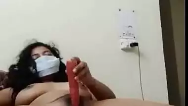 Horny Desi Girl Enjoy With Carrot