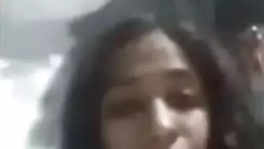 Desi girl show her boob nipple video call