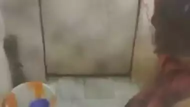 Desi Girl Bathing record by Hidden Cam