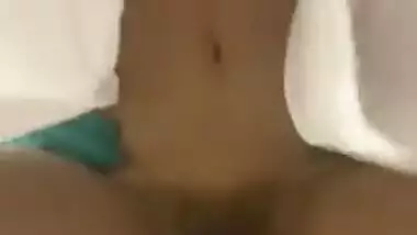 Huge teen fuck අමිමටම හිකෙන හිකිල්ල සද්දෙ එක්කම