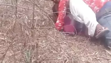 Dehati village fuck video caught redhanded