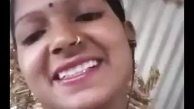 Desi Babe Masterbathing on video call