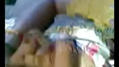 स्मार्ट सेक्स हिन्दी परिपक्व भारतीय चाची स्तन शो में कार