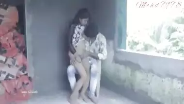 Indian Teen’s Terrace Sex And Hot Blowjob Video