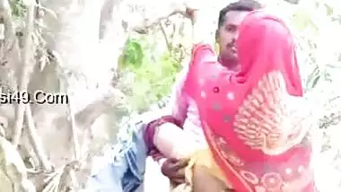 Today Exclusive- Desi Village Lover Outdoor Fucking Part 2