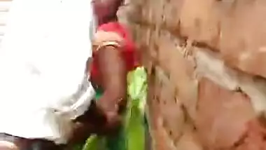 Desi Bhabhi Caught outdoor fucking