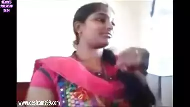 An Desi Teacher Asked To Give A Jerking Gf Cam...