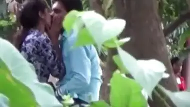 Indian college girl outdoor romance with lover leaked mms