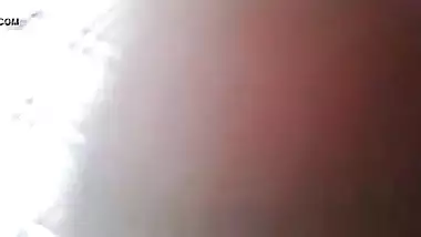 Painful Desi pussy fingering Hindi audio pair sex movie