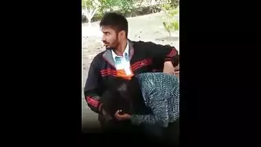 Desi sex video of a horny young couple enjoying outdoor sex