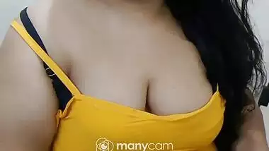 Strip Tease By Horny Desi Girl In Videocall