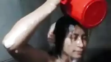 Desi bhbai bath video capture