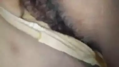 Bhabi Hairy Pussy Fingering