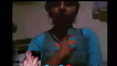 Sexy Pakistani Girl’s Skype Sex With White Guy