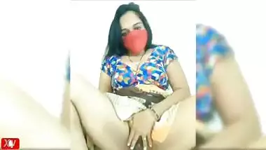 Indian Desi Bhabhi on video call masterbating very hard part 2