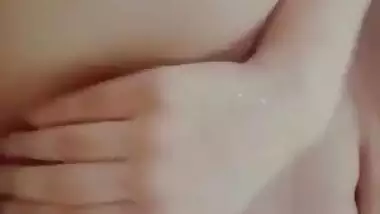 Beautiful Sexy Paki Girl Showing And Fingering Leaked 5 Clips Part 5