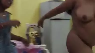 Indian Lesbian naked strip dance video leaked