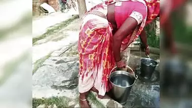 लेटेस्ट हिंदी विलेज सेक्स वीडियो