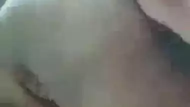 भाभी ने लंड चूसा और बूब्स पर घिसा
