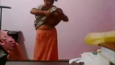 Mature Bhabhi Sari Removal - Movies.