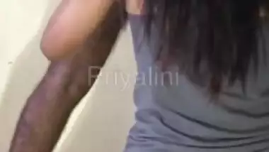 Sri lankan rimming Ass eating පිස්සුවෙන්වගෙ කොල්ලගෙ පුක ලෙවකාපු ස්පා කෙල්ල ඕශදී