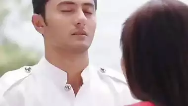 Indian aunty enjoys with her car driver