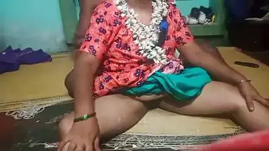 Indian aunty very hot fucking in step boy friend