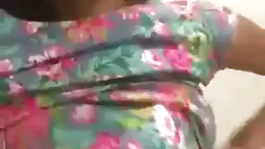 Indian GF making a naked video of her BF online