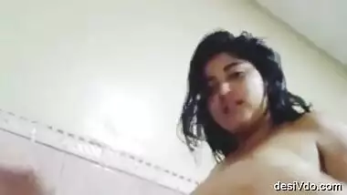 NRI slut fucked by her close friend