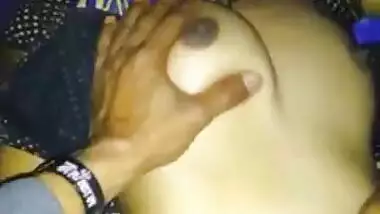 Dehati cute boobs show video looks hot