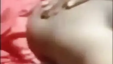 Desi Village Girl Shows Her Boobs