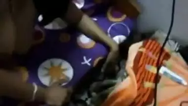 कुछ सेक्स पति दिखाने के अपने सेक्सी पत्नी के