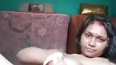 Unsatisfied Desi Horny Boudi Pussy Fingering