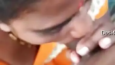 Village Randi Bhabhi Give Blowjob In Outdoor