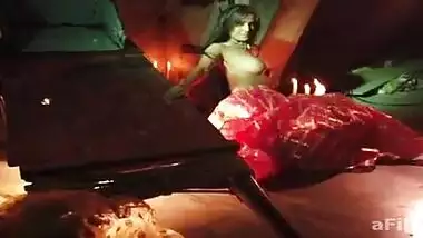 Poonam Pandey Nude show