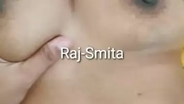 Sexy Smita Bhabhi fucked hard on cam