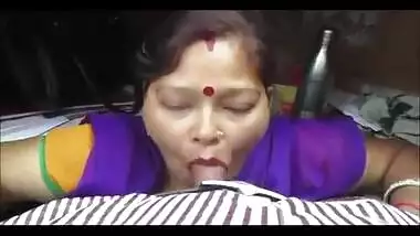 Indian aunty sex video of desi cheating wife Latika