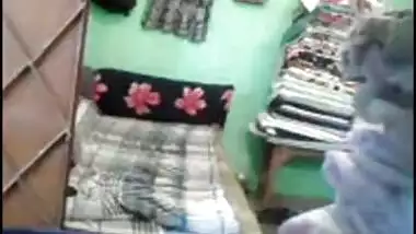 mature pakistani couple fucking in bedroom