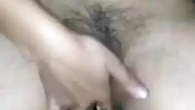 Sexy Desi Girl Showing Her Boobs And Fingering Pussy