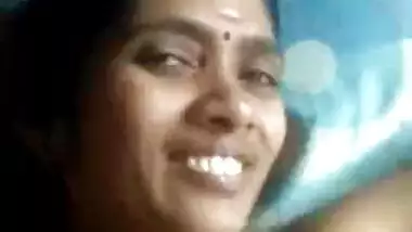 Mallu aunty hot kamabi video with boyfriend