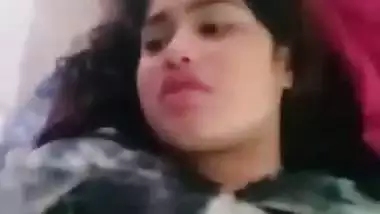 BF talks dirty and fucks his GF’s pussy in sex MMS