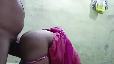 पिंक साडी वाली भाभी की मस्त चुदाई वीडियो
