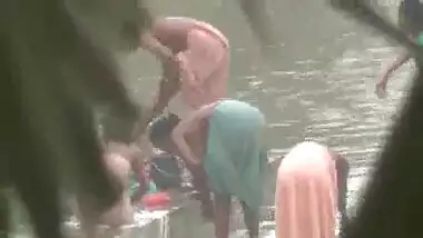 Desi Village Women Bathing In River