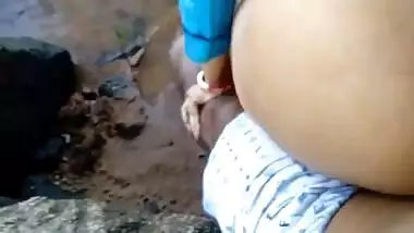 Sri Lanka Desi Beautiful Wife Fucking With Husband Outdoor