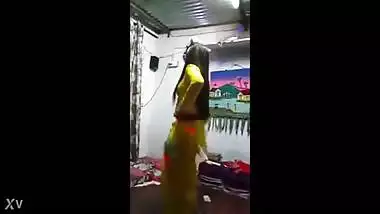 Hot indian girl dance