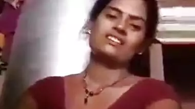 Sexy Village Bhabhi’s Nude Video Message